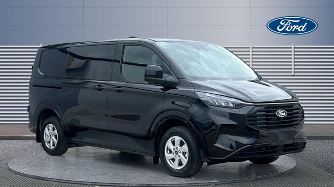 Ford Transit Custom 320 L1 Diesel Fwd 2.0 EcoBlue 150ps H1 Double Cab Van Limited - Image 1